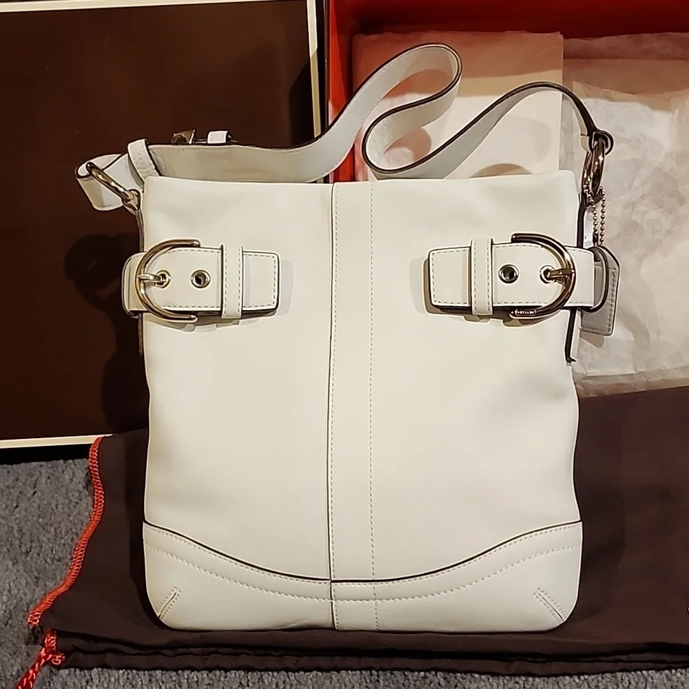 Coach purse, small, white leather - Picture 1 of 5